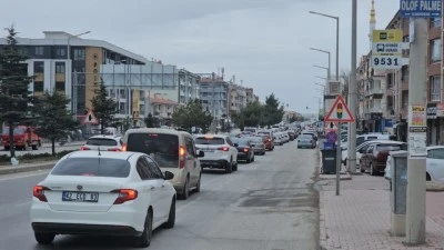 Konya-Ankara kara yolunda bayram yoğunluğu yaşanıyor