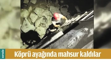 K&Ouml;PR&Uuml; AYAĞINDA MAHSUR KALDILAR