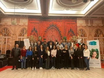 K&Uuml;AD y&ouml;netim kurulu toplantısı Diyarbakır&rsquo;da yapıldı