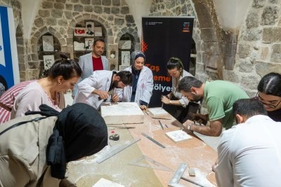 K&uuml;lt&uuml;r Yolu Festivali &ccedil;eşitli etkinliklerle s&uuml;r&uuml;yor
