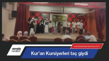 Kur&rsquo;an Kursiyerleri ta&ccedil; giydi