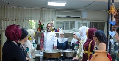 Kursiyerler geleneksel y&ouml;ntemlerle peynir yapımını &ouml;ğreniyor