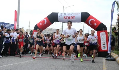 Kurtuluş Koşusu d&uuml;zenlendi