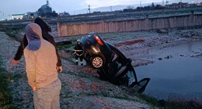 Mardin'de 3 aracın karıştığı kazada 1'i ağır 9 kişi yaralandı