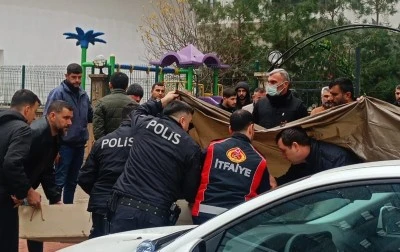 Mardin'de balkondan d&uuml;şen 76 yaşındaki kadın &ouml;ld&uuml;