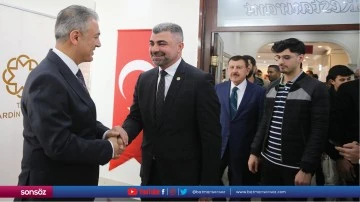Mardin'de bayramlaşma programına S&uuml;ryaniler ve Yezidiler de katıldı