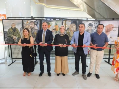 Mardin'de "G&ouml;&ccedil;&uuml;n Hafızası ve Gazze" konulu resim sergisi a&ccedil;ıldı