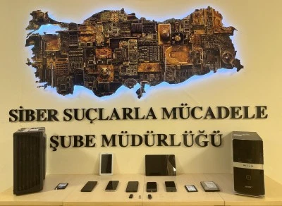 Mardin'de yasa dışı temin ettikleri kişisel verileri yayan 4 ş&uuml;pheliye adli işlem