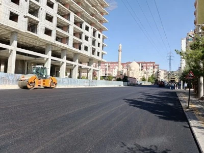 Mardin'de yol yapım ve asfalt &ccedil;alışmaları s&uuml;r&uuml;yor