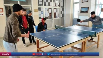 Masa tenisi turnuvası d&uuml;zenlendi