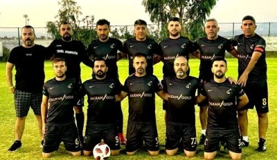 Masterlar, şampiyonluk kupası ile d&ouml;nd&uuml;
