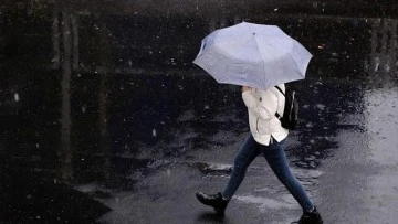 Meteorolojiden bazı iller i&ccedil;in kuvvetli sağanak uyarısı