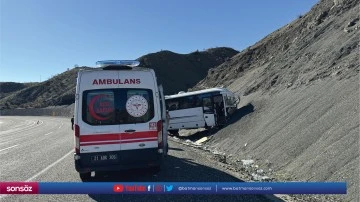 Midibüsteki 27 kişi yaralandı