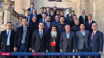 Midyat İl&ccedil;e Protokol&uuml; S&uuml;ryanilerin Yaldo Bayramı'nı kutladı