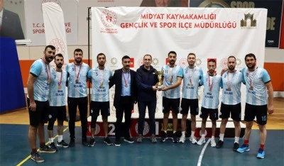 Midyat&rsquo;ta kurumlar arası voleybol turnuvası sona erdi