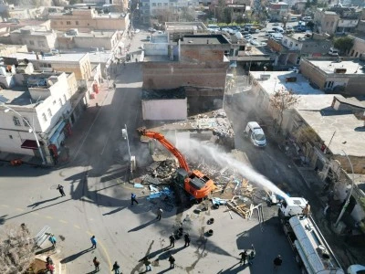 Midyat&rsquo;taki Estel &ccedil;arşısına yıkım işlemleri son aşamaya geldi