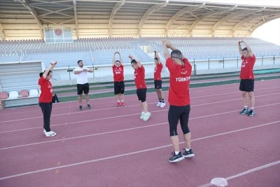 Milli &ouml;zel sporcular, Avrupa Şampiyonası &ouml;ncesi kampa girdi