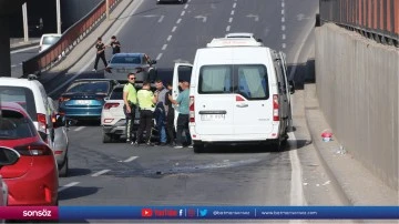 Minib&uuml;s&uuml;n otomobile &ccedil;arptığı kazada 7 kişi yaralandı
