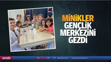 Minikler, gen&ccedil;lik merkezini gezdi