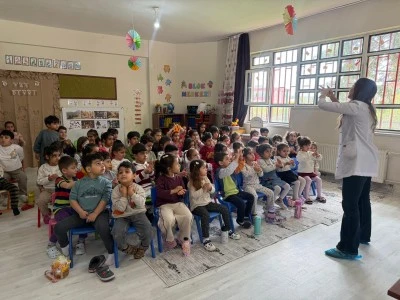 Miniklere el yıkama eğitimi&hellip;