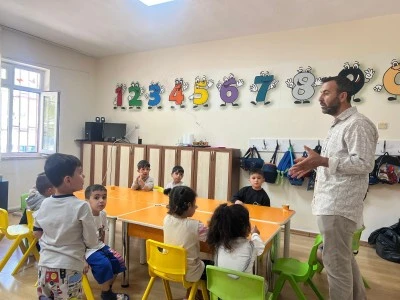 Miniklere sağlıklı beslenme eğitimi