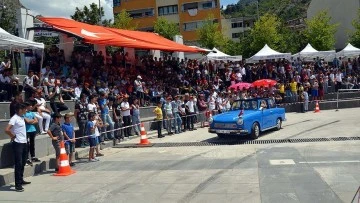 Modifiye ara&ccedil; tutkunları buluştu