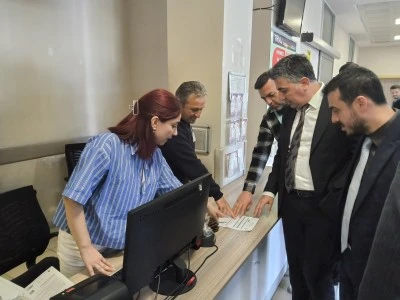 M&uuml;d&uuml;r Solmaz, Gerc&uuml;ş Hastanesi&rsquo;ni inceledi