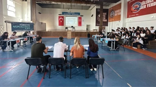 M&uuml;nazara finalistleri belli oldu