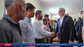 Bakan Işıkhan, &ouml;lenlerin yakınlarını ziyaret etti