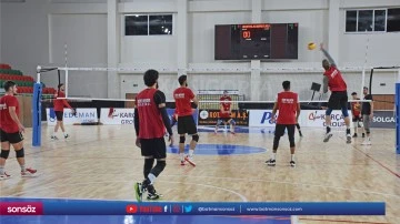 Galatasaray HDI Sigorta ma&ccedil;ı hazırlıklarını s&uuml;rd&uuml;rd&uuml;