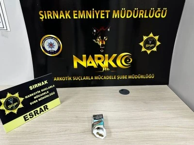 Narkotik ve ka&ccedil;ak&ccedil;ılık operasyonlarında 5 zanlı tutuklandı