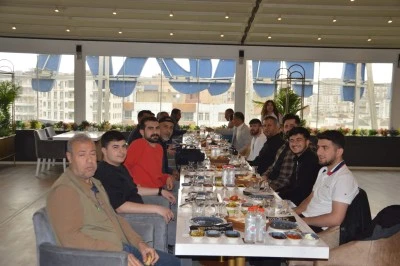 Nevizade Cafe, gazetecileri ağırladı