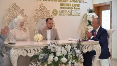 Nikah dairelerinde "05.05.2025" yoğunluğu yaşandı