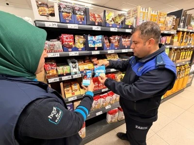Nurdağı Belediyesi zabıta ekiplerinden fiyat ve hijyen denetimi