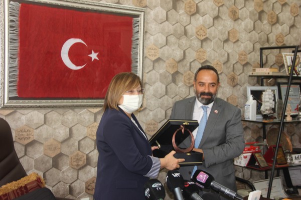 OECD &Ouml;D&Uuml;LL&Uuml; BAŞKAN ŞAHİN, GBC'Yİ ZİYARET ETTİ