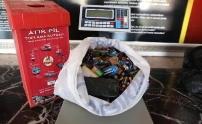 &Ouml;ğrenciler 6 ayda 878 kilogram atık pil topladı