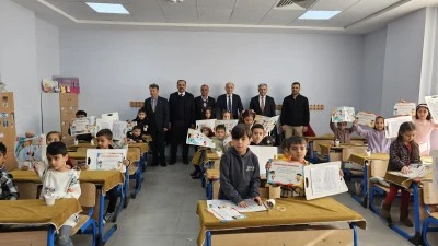 &ouml;ğrenciler karnelerini alarak yarıyıl tatiline başladı
