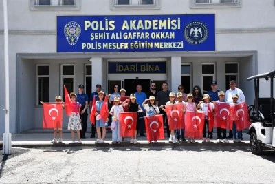 &Ouml;ğrenciler "Gaffar Amcayla El Ele Projesi" ile polislik mesleğini tanıyor