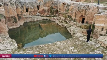 &Ouml;ğrenciler tarihi mekanlarını fotoğraflıyor