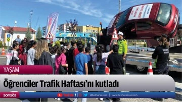 &Ouml;ğrenciler Trafik Haftası'nı kutladı