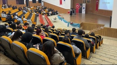 &Ouml;ğrencilere kendini bilme eğitimi verildi