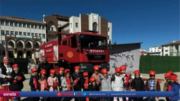 &Ouml;ğrencilere yangın eğitimi verildi