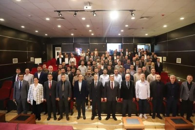 Okul m&uuml;d&uuml;rleriyle istişare toplantısı ger&ccedil;ekleştirildi