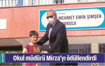 OKUL M&Uuml;D&Uuml;R&Uuml; MİRZA&rsquo;YI &Ouml;D&Uuml;LLENDİRDİ