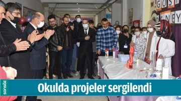 OKULDA PROJELER SERGİLENDİ