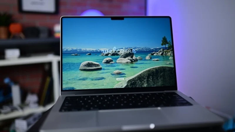 OLED ekranlı yeni MacBook Pro i&ccedil;in geri sayım başladı