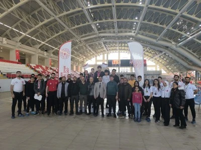 Olimpik havuzda şampiyonluk yarışı&hellip;