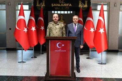 Orgeneral Erg&uuml;n, Şanlıurfa Valisi Şıldak'ı ziyaret etti