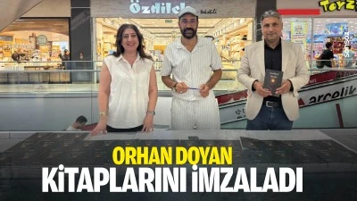 Orhan Doyan, kitaplarını imzaladı