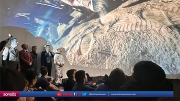 Ortaokul &ouml;ğrencileri planetaryumda "uzay" heyecanı yaşadı